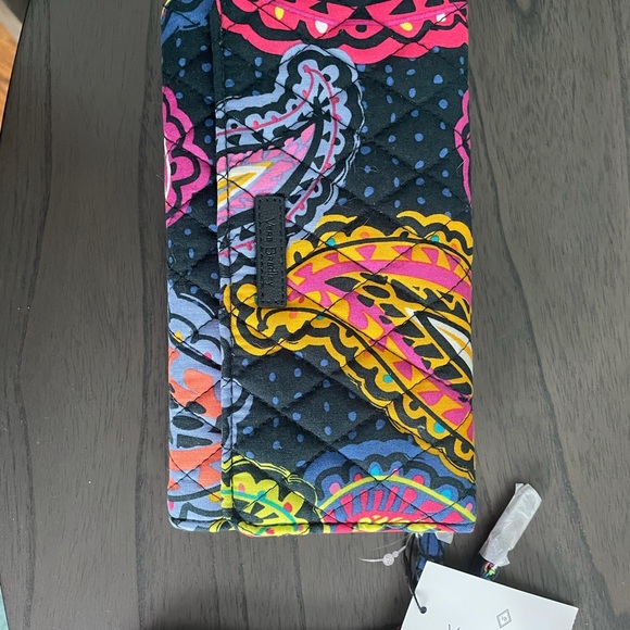 NWT Vera Bradley Wallet Crossbody - Picture 2 of 6